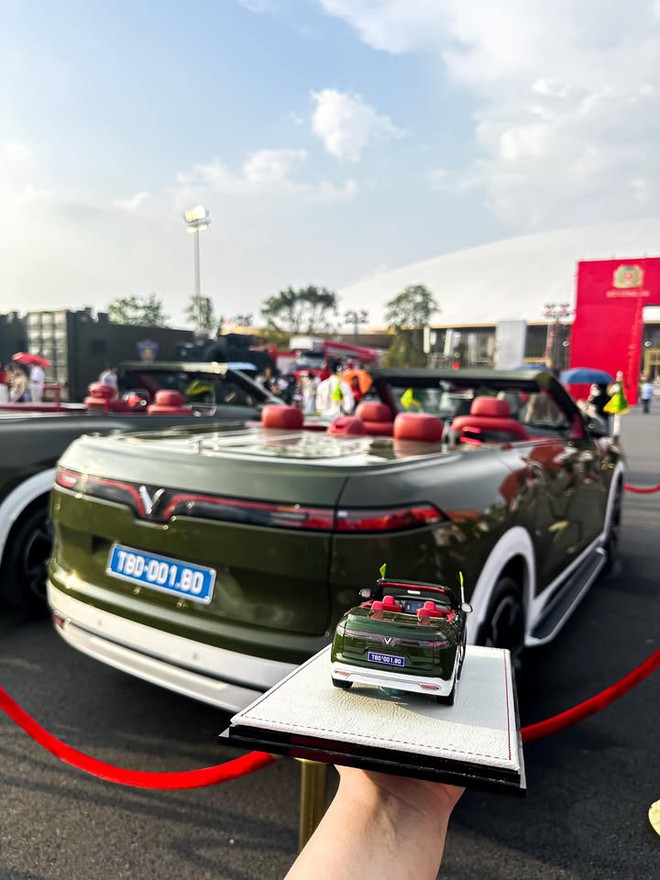 Tái hiện VinFast VF 9 mui trần phục vụ lễ diễu binh, ‘nghệ nhân’ Việt chia sẻ: ‘Làm vì muốn hoà chung không khí tự hào ngày Quốc khánh’ - Ảnh 13.