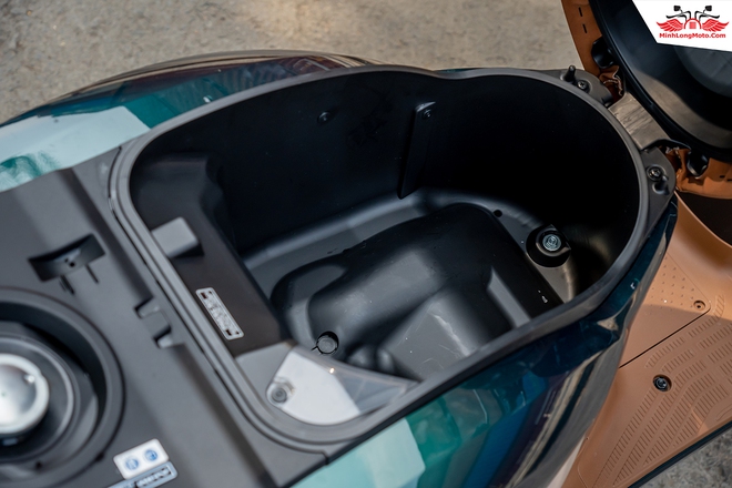 Vừa về đại lý bản đời mới của xe ga Honda đẹp như Vespa: 1 lít xăng đi 45km, có phanh "chống" đường trơn- Ảnh 8.