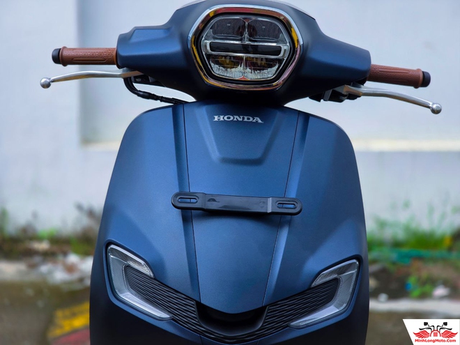 Vừa về đại lý bản đời mới của xe ga Honda đẹp như Vespa: 1 lít xăng đi 45km, có phanh "chống" đường trơn- Ảnh 2.