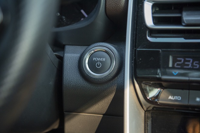 Bán GX 470 đổi Innova Cross HEV xuyên Việt 6.000km cùng 3 thế hệ, người dùng chia sẻ: ‘Bố 82 tuổi, mẹ đau chân vẫn ngồi thoải mái’- Ảnh 21.