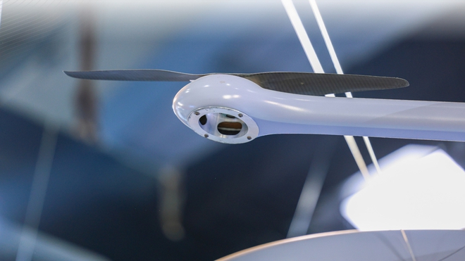 ‘Mắt thần’ 2.0 canh giữ bầu trời của QĐND Việt Nam: Dài 1,7m, tốc độ tới 120km/giờ, đo xa bằng laser - Ảnh 4.