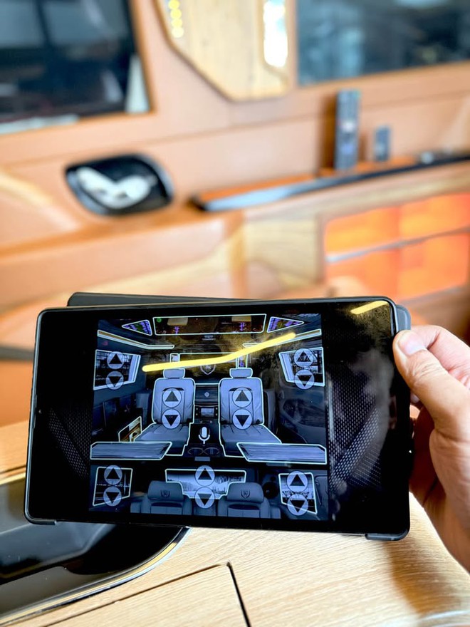 Mercedes-Benz V 250 cũ rao b&aacute;n gần 2 tỷ đồng: Độ nội thất hết 950 triệu, người b&aacute;n chia sẻ 'nội thất chưa chắc S-Class s&aacute;nh kịp' - Ảnh 10.