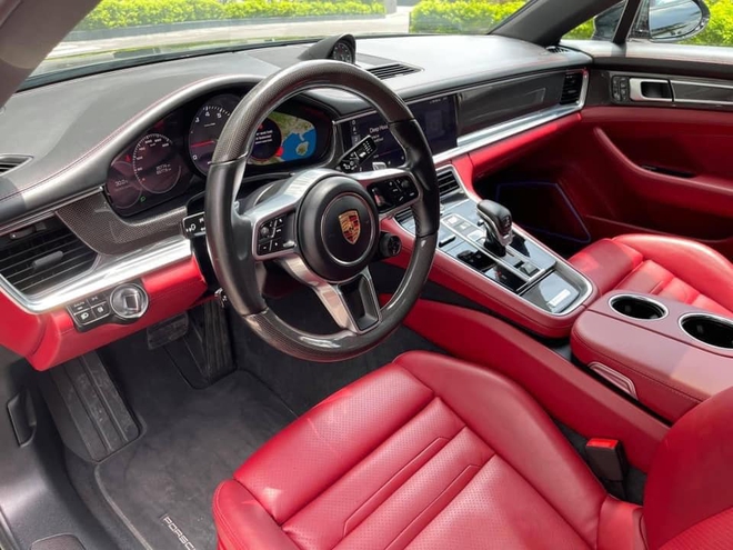 Các hãng xe làm bản giới hạn cho Việt Nam: Từ xe phổ thông đến siêu sang, có mẫu duy nhất một chiếc toàn thế giới - Ảnh 8.