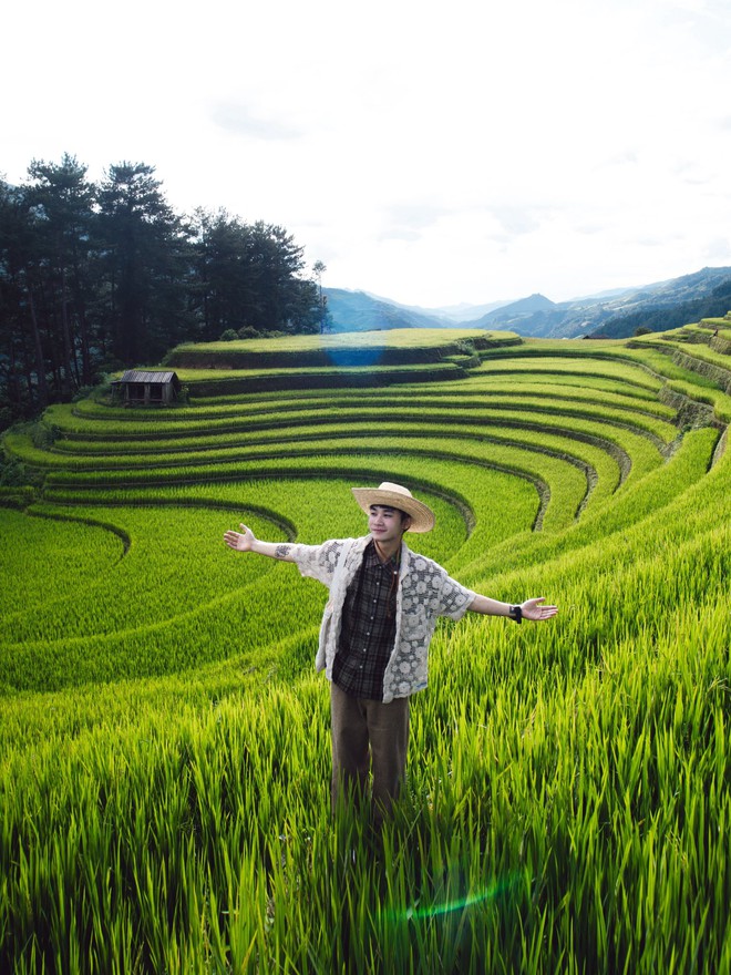 Ngọn đồi ở Mù Cang Chải là điểm ngắm mùa lúa chín siêu thực: Du khách nhận xét "Nhất định phải đến!" - Ảnh 7.