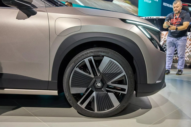 Skoda Epiq n&agrave;y m&agrave; về Việt Nam th&igrave; dễ hot: Ngang cỡ Sonet, chạy điện 425km/sạc, gi&aacute; hứa hẹn &lsquo;rẻ như xe xăng&rsquo; - Ảnh 10.