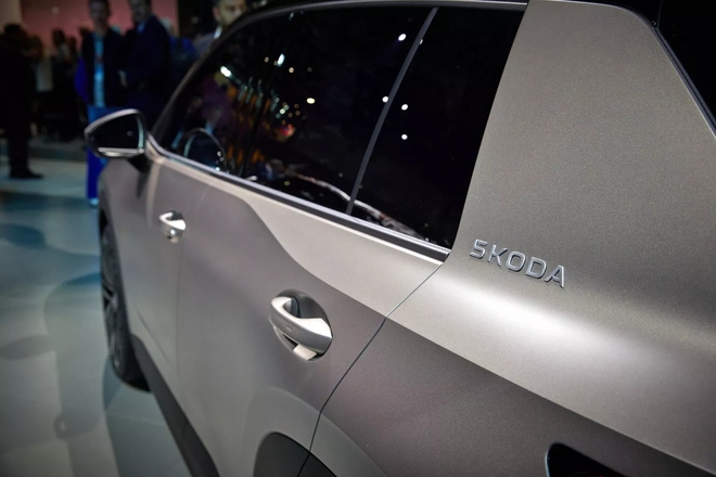 Skoda Epiq n&agrave;y m&agrave; về Việt Nam th&igrave; dễ hot: Ngang cỡ Sonet, chạy điện 425km/sạc, gi&aacute; hứa hẹn &lsquo;rẻ như xe xăng&rsquo; - Ảnh 12.