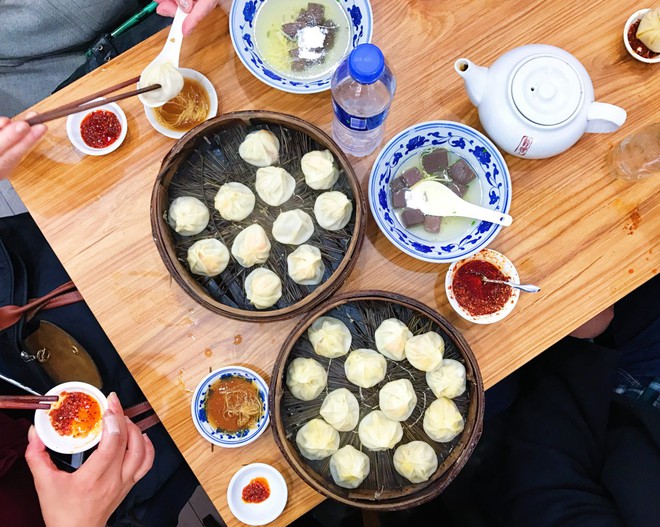 Tuyết rơi bất ngờ tại một thành phố giáp biển, hiếm có sau gần 1 thập kỷ - Ảnh 6.