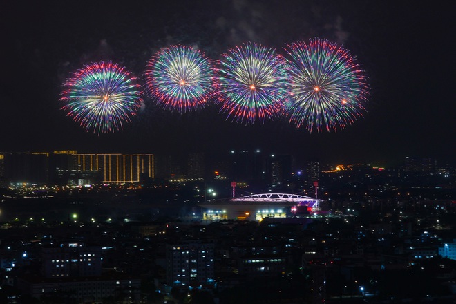 Tiết lộ c&aacute;c vị tr&iacute; xem trọn vẹn m&agrave;n bắn ph&aacute;o hoa quy m&ocirc; lớn chưa từng c&oacute; trong lịch sử thủ đ&ocirc; - Ảnh 8.