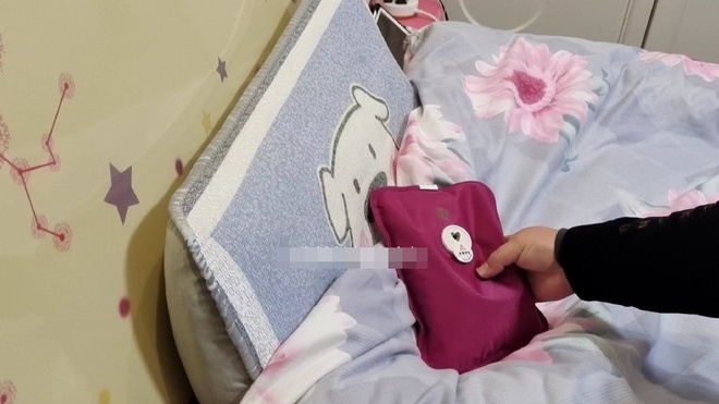 2 bước l&agrave;m ấm giường ngủ chỉ chưa đầy 5 ph&uacute;t - Ảnh 4.