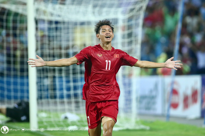 Vỹ Hào lỡ hẹn với VCK U23 châu Á vì chấn thương.