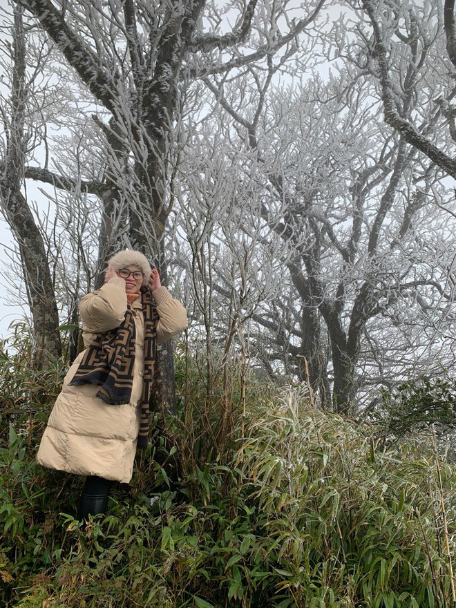 Ngo&agrave;i Fansipan, Mẫu Sơn, nơi n&agrave;y cũng c&oacute; băng gi&aacute; d&agrave;y đặc: Độ cao gần 2000m, c&aacute;ch H&agrave; Nội hơn 200km - Ảnh 8.