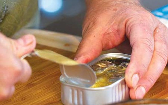 Tr&aacute;nh xa ngay những loại đồ hộp n&agrave;y - Ảnh 4.