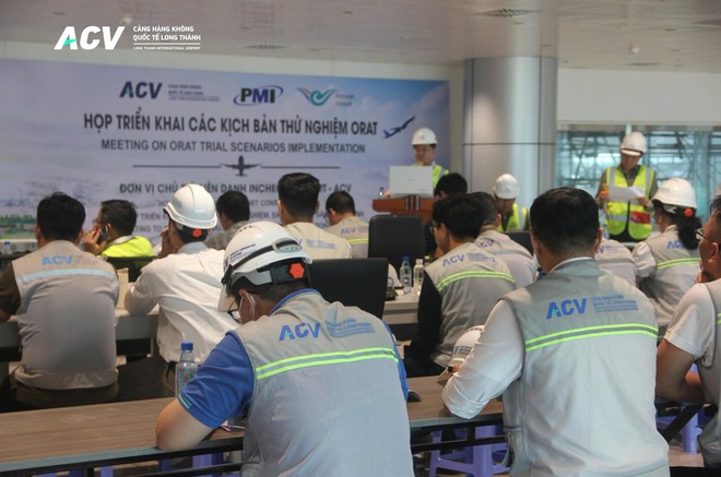 Sau khi m&aacute;y bay đặc biệt xuất hiện, s&acirc;n bay trẻ nhất trị gi&aacute; 16 tỷ USD của Việt Nam tiếp tục 'chạy nước r&uacute;t' - Ảnh 4.