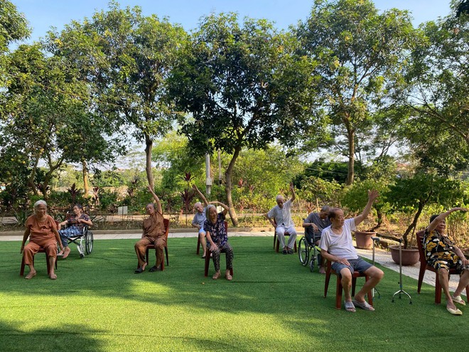 Một viện dưỡng lão ở rìa Hà Nội: Gần núi Ba Vì, có phòng ở như căn hộ chung cư thu nhỏ - Ảnh 5.