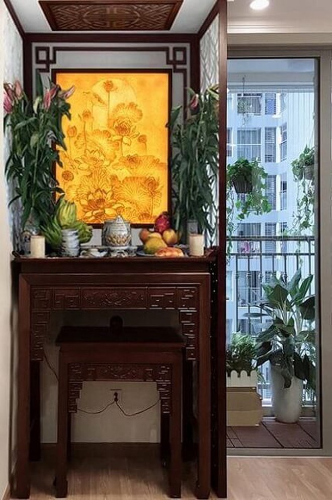 Cảnh nàng dâu thắp hương trong nhà phố cổ Hà Nội hút gần 6 triệu lượt xem - Ảnh 5.