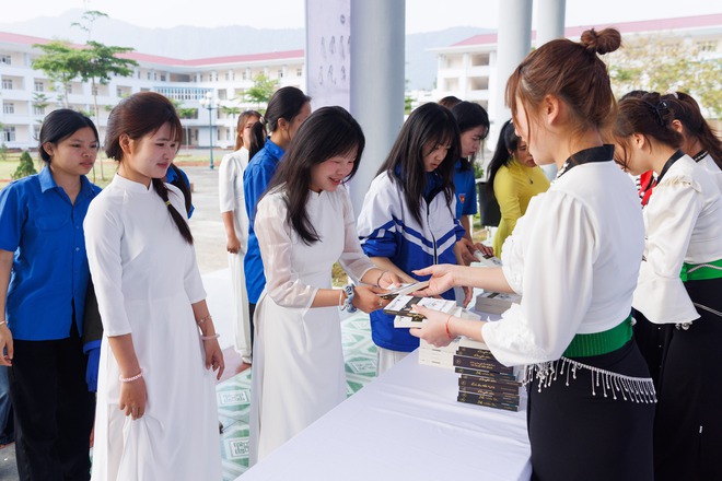 NHẬT KÝ HÀNH TRÌNH TỪ TRÁI TIM: KHƠI MẠCH CHÍ LỚN GIỮA VÙNG CAO LAI CHÂU - Ảnh 5.