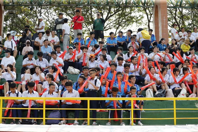 H&agrave; Nội I v&ocirc; địch U15 QG 2026: B&agrave;n thắng ph&uacute;t 80 định đoạt ng&ocirc;i vương, kh&eacute;p lại giải đấu gi&agrave;u cảm x&uacute;c - Ảnh 3.