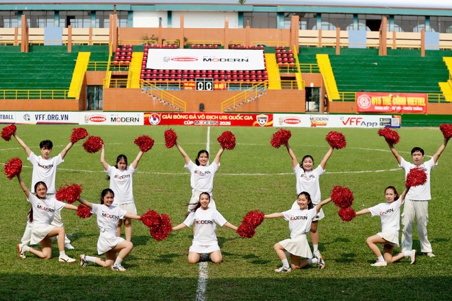 H&agrave; Nội I v&ocirc; địch U15 QG 2026: B&agrave;n thắng ph&uacute;t 80 định đoạt ng&ocirc;i vương, kh&eacute;p lại giải đấu gi&agrave;u cảm x&uacute;c - Ảnh 4.