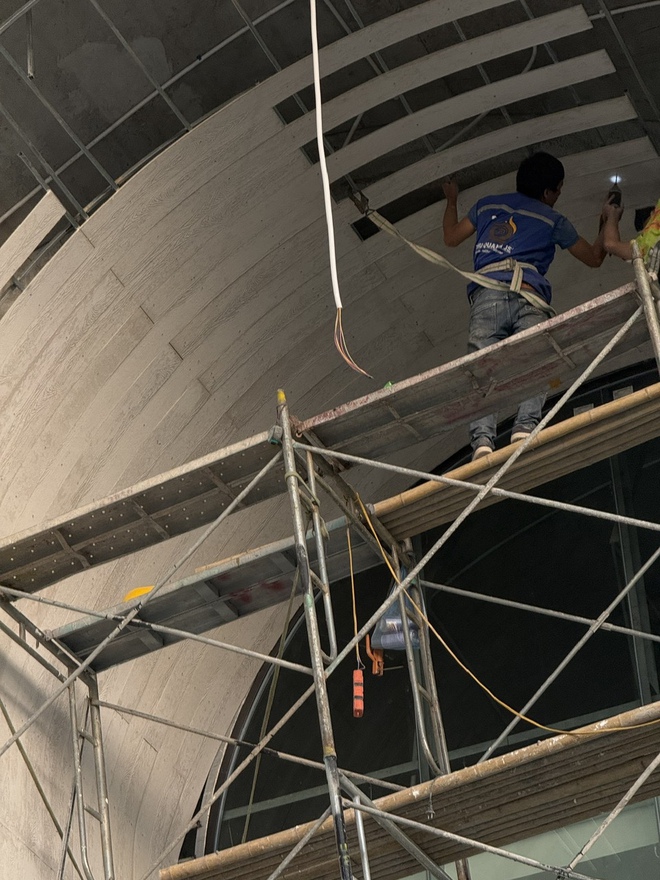 Người đứng sau công trình khủng mới khai trương ngay cạnh trường "con nhà giàu" ở Hà Nội - Ảnh 15.