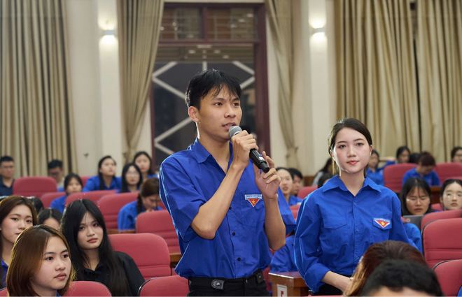 Nhật ký Hành trình Từ Trái Tim: Xây dựng thế hệ trẻ giàu khát vọng lớn và trách nhiệm với đất nước - Ảnh 15.