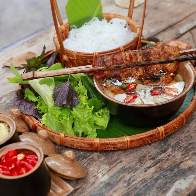 Chồng Việt vợ Trung ăn trưa 1 món bình dân quen thuộc, người vợ phải thốt lên: Tôi muốn ăn hàng ngày! - Ảnh 4.