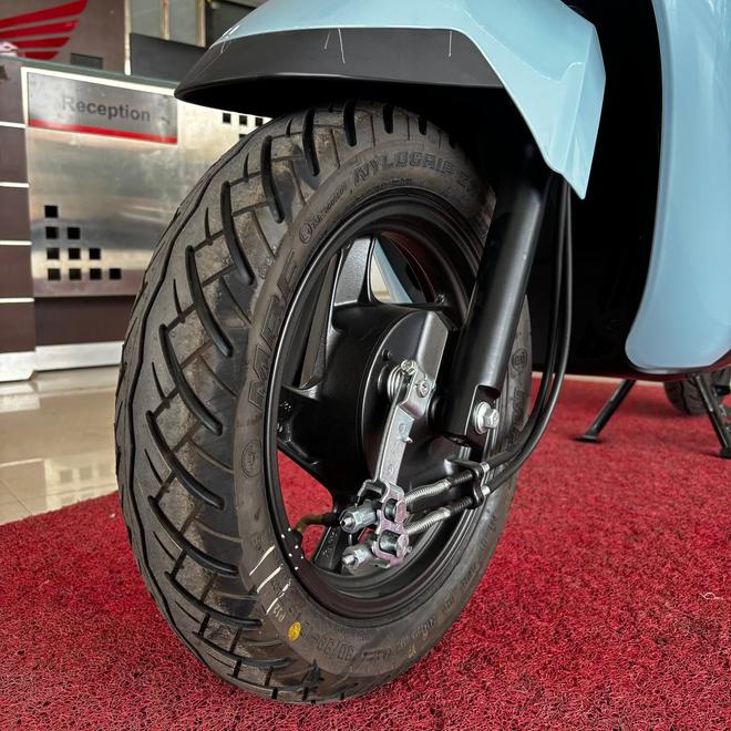 Xe m&aacute;y điện Honda dự đo&aacute;n về VN năm sau: Nhỏ gọn, gi&aacute; khoảng 30 triệu, cốp lớn hơn Vision - Ảnh 6.
