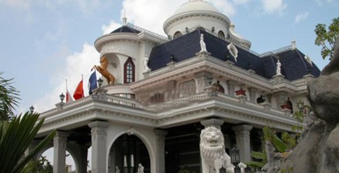 dai gia hai phong do nhau bang biet thu hinh anh 2 uudh 1436437340170 0 0 306 600 crop 1436437509904 - Đại gia đất Cảng &ldquo;đọ&rdquo; nhau bằng biệt thự