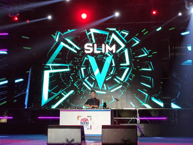 Quá ấn tượng, BTC Asia Song Festival mời Slim V đi tăng 2  - Ảnh 6.