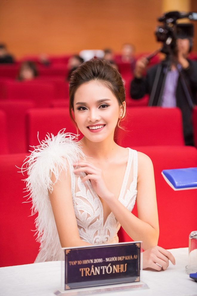 Hoa hậu Ngọc Hân xuất hiện chớp nhoáng tại sự kiện - Ảnh 5.