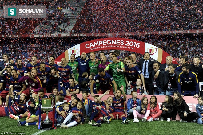 Messi tỏa sáng, Barca đoạt cúp Nhà vua trong trận cầu 3 thẻ đỏ - Ảnh 17.