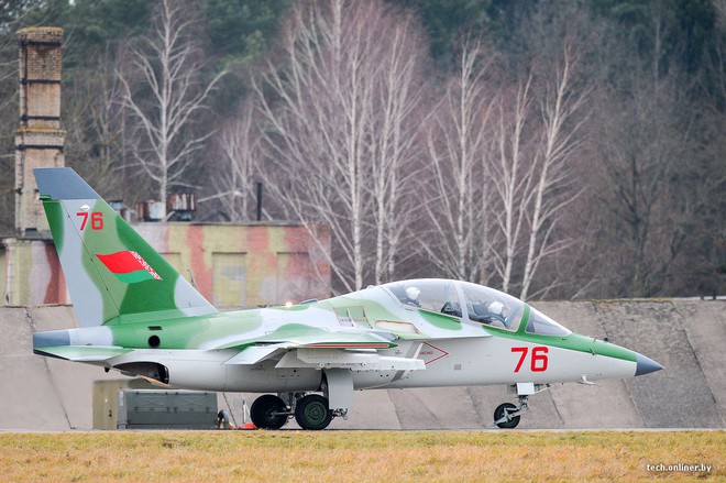 [ẢNH] Belarus nhận thêm số lượng lớn chiến đấu cơ Yak-130 từ Nga - Ảnh 9.