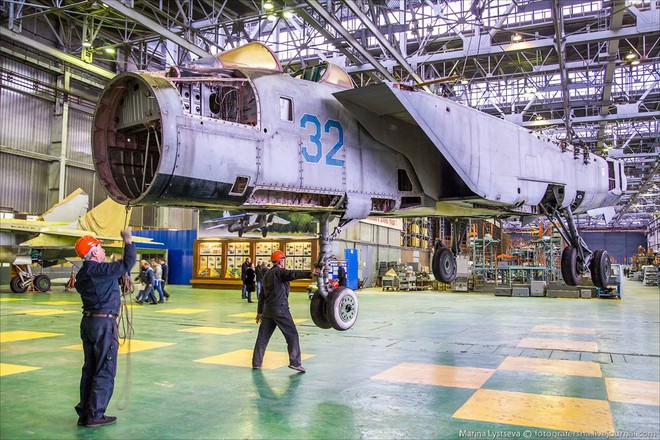 Gấp rút gọi tái ngũ cả trăm tiêm kích MiG-31, Nga khiến NATO khiếp vía - Ảnh 5.