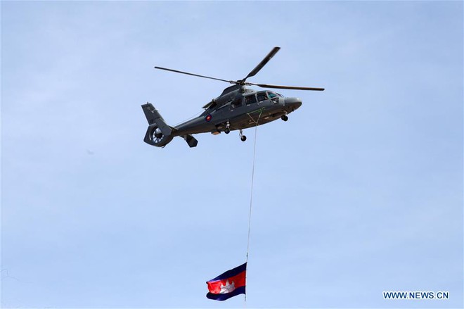 Những vũ khí Trung Quốc trang bị cho đội cận vệ Thủ tướng Hun Sen - Ảnh 3.