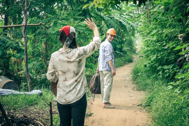 Có bao cặp đôi Việt dám làm như họ: Đi xin nón rách, nhặt dép ở bãi rác chụp ảnh cưới? - Ảnh 7.