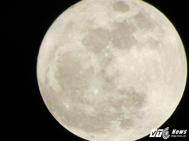 [ẢNH] Ở Việt Nam, ngắm mặt trăng vào thời khắc gần trái đất nhất trong vòng 68 năm qua - Ảnh 10.