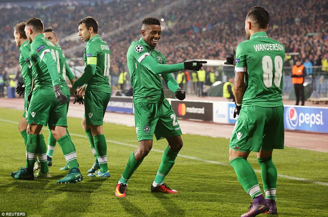 Rách lưới trước Ludogorets, Arsenal ngược dòng kịch tính - Ảnh 2.