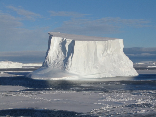 Thảm họa ngầm đang diễn ra ở Nam Cực, nguy cơ làm nước biển dâng cao thêm 3m - Ảnh 2.