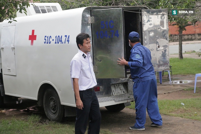 Đi tuần tra phát hiện xác thanh niên nổi trên sông Sài Gòn - Ảnh 2.