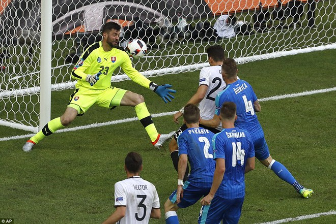 Đức 3-0 Slovakia: Xe tăng Đức chạy đà hoàn hảo - Ảnh 10.