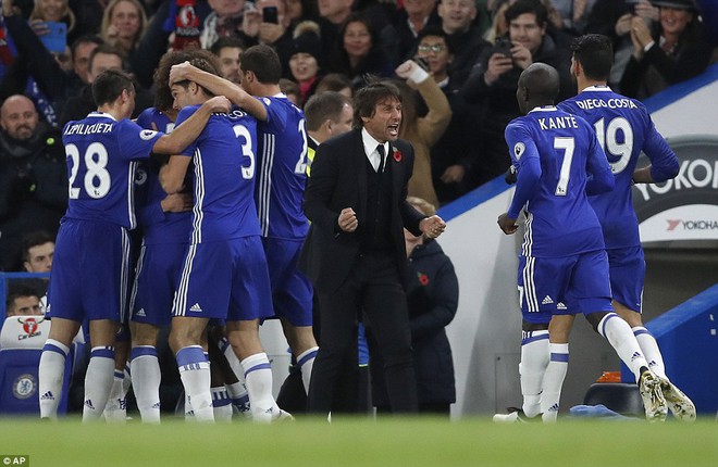 Thắng hủy diệt, Chelsea ẵm gọn ngôi đầu Premier League - Ảnh 6.