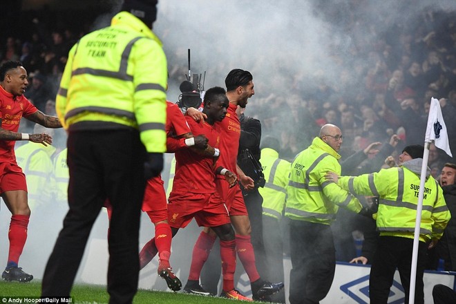 Everton 0-1 Liverpool: Chết ở phút bù giờ - Ảnh 8.