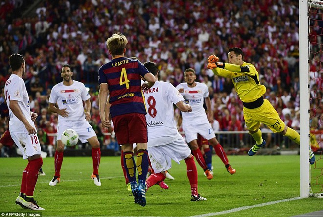 Messi tỏa sáng, Barca đoạt cúp Nhà vua trong trận cầu 3 thẻ đỏ - Ảnh 9.