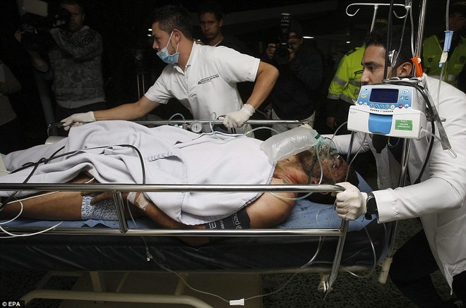 Thủ môn chết trong bệnh viện và những bức hình ám ảnh về vụ máy bay chở CLB Brazil rơi - Ảnh 8.