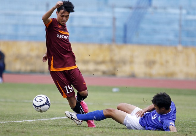 Việt Nam không có cầu thủ nào đạt điều kiện chơi tại J-League 2 - Ảnh 1.