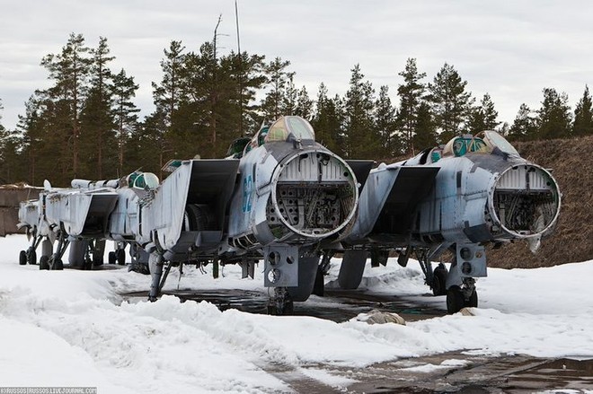 Hoang tàn nghĩa địa tiêm kích đánh chặn MiG-31 tại Nga - Ảnh 3.