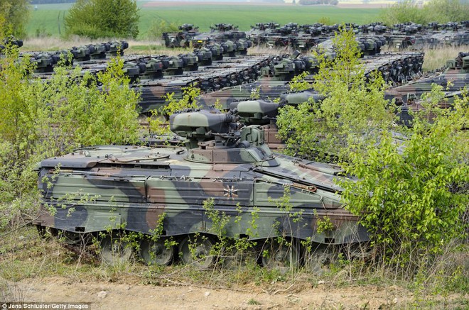 Kẻ ăn không hết người lần chẳng ra: Xót xa hàng ngàn xe tăng Đức bị tháo dỡ do dư thừa - Ảnh 3.