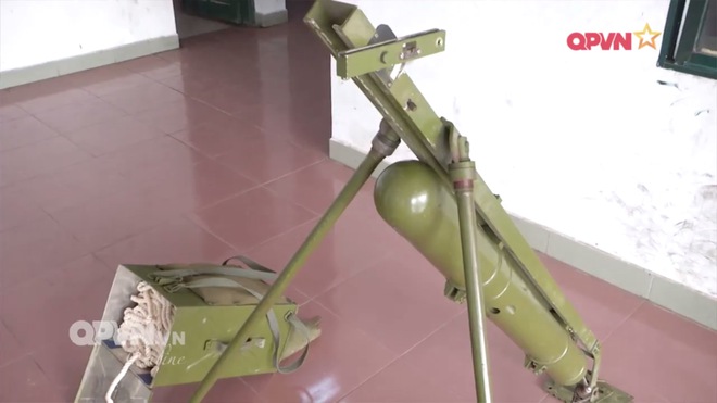 Uy lực vũ khí phá vật cản FMV-B1 do Việt Nam sản xuất - Ảnh 1.