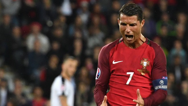 Ronaldo viết thư cầu khẩn đừng ai gọi mình là Penaldo - Ảnh 3.