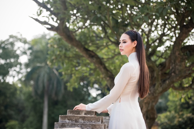 Vẻ đẹp mong manh của Hoa hậu Biển Thùy Trang - Ảnh 3.