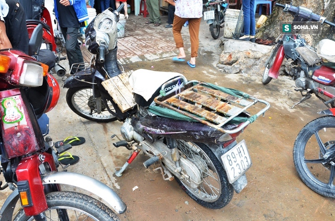 Nổ can axit ở chợ “tử thần” Kim Biên TP.HCM, 5 người bị thương - Ảnh 1.